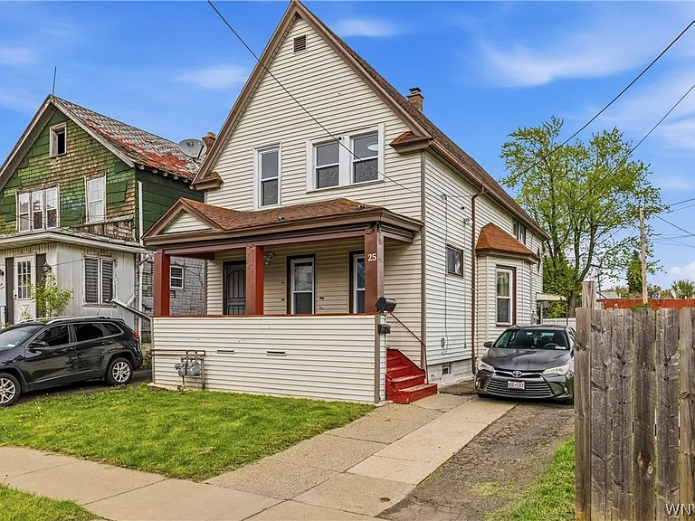 25 Parkridge Ave — Photo 1
