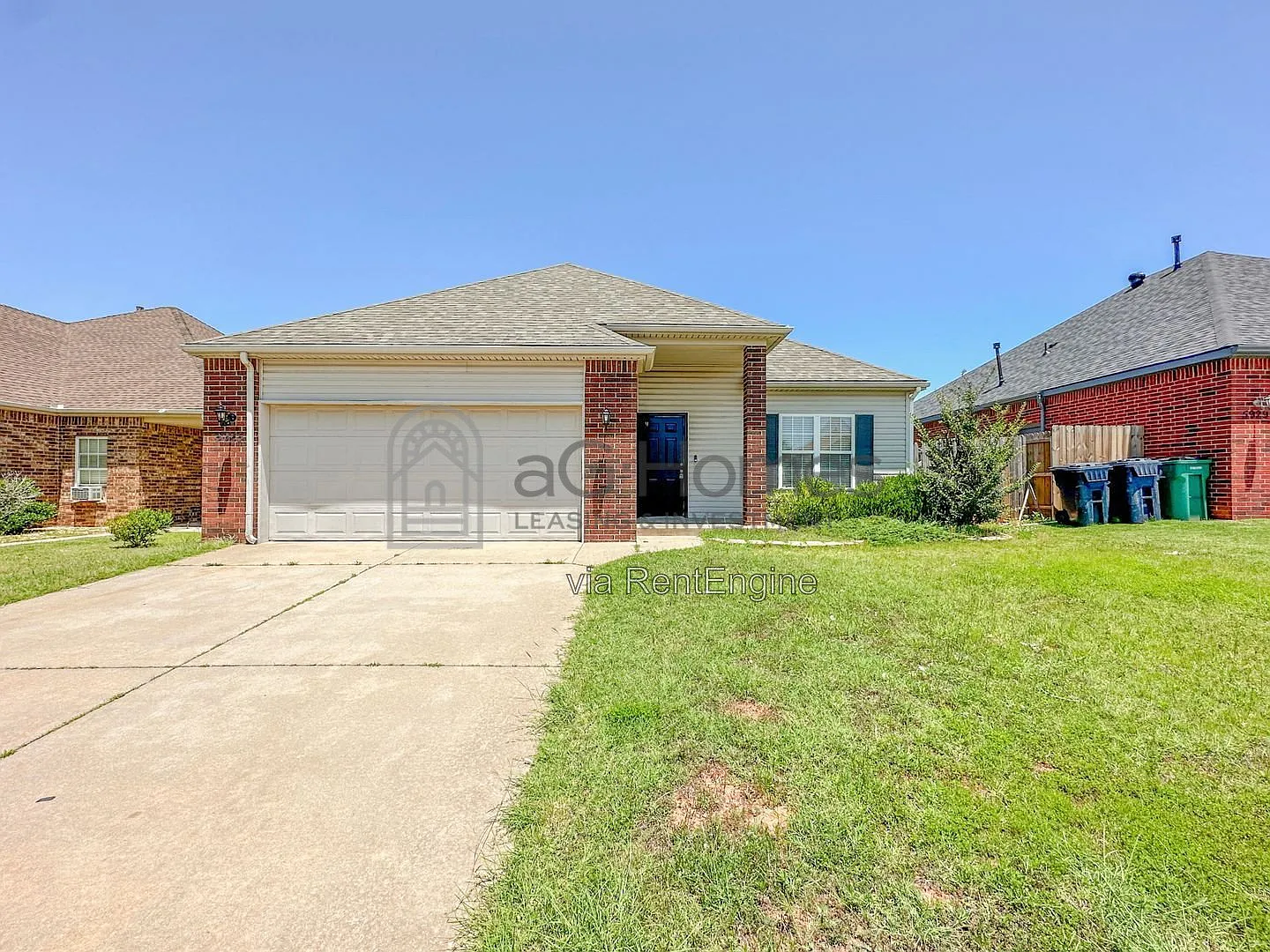 3 bed, 2.0 bath, 1620 sqft, $1,595 — Photo 2
