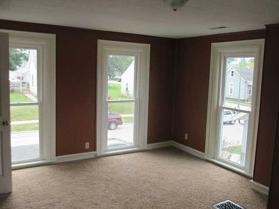 2nd image of 412 Lima St