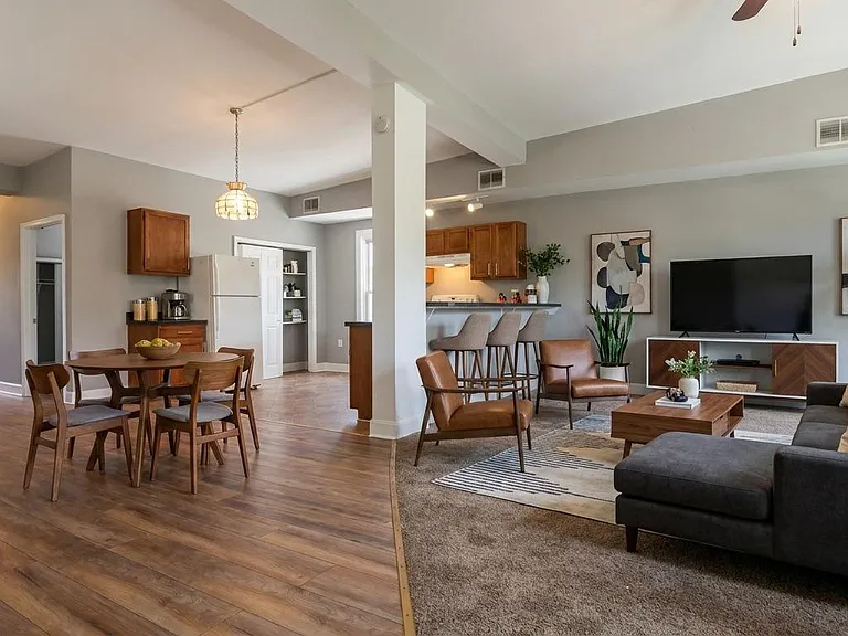 24369 W Main St #D — Photo 4
