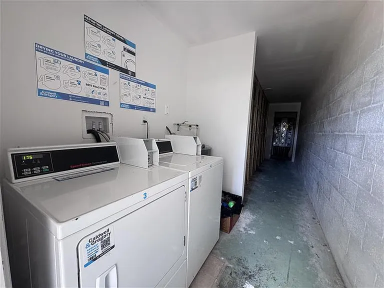 1258 Barbara Dr #105 — Photo 16