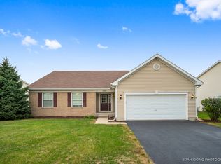 2935 Ellsworth Dr, Yorkville, IL 60560