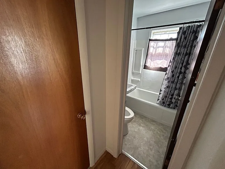 1013 E Park Ave — Photo 21