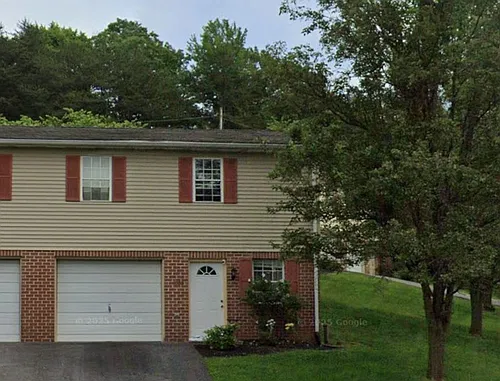 1955 Cherry Manor Dr Photo 1