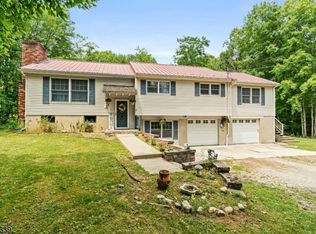 23 Mill Ln, Newton, NJ 07860