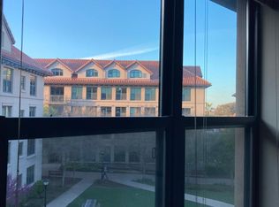 895 Campus Dr #300, Stanford, CA 94305