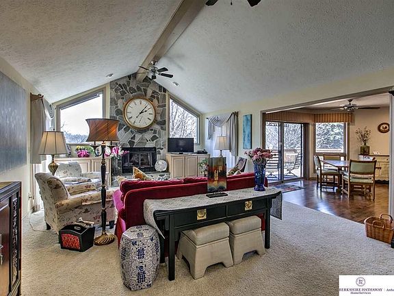 4th image of 920 S 206th Ave