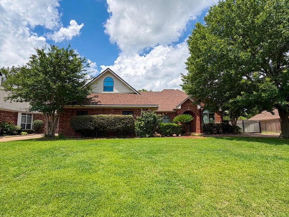 1st image of 542 Demery Blvd