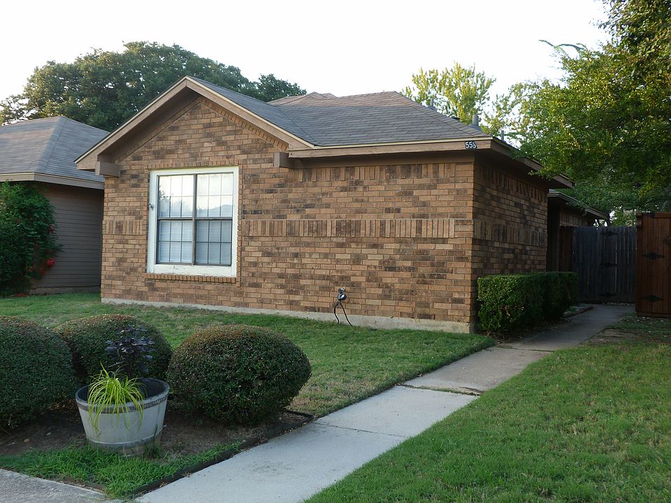 1st image of 556 Kirkland Dr