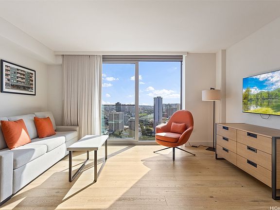 3rd image of 1390 Kapiolani Blvd #3503