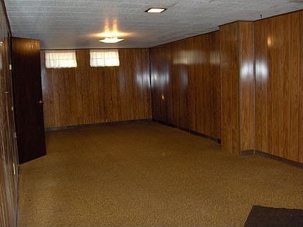 Finished basement with half bath