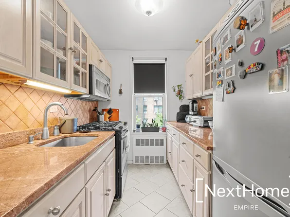 33-05 92nd Street 4B image 3 of 15
