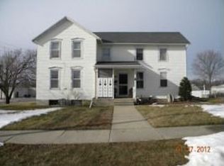 304 E Locust St, Belvidere, IL 61008