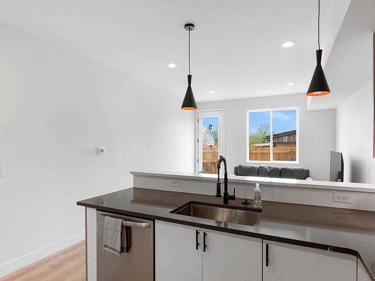 1330 Sheridan Blvd #6 — Photo 16