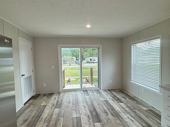 5th image of 28757 Krehling Ln