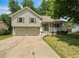 7908 E 162nd Pl, Belton, MO 64012