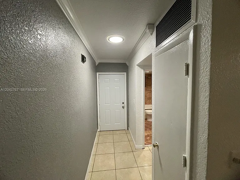 20490 NW 7th Ave #5 — Photo 6