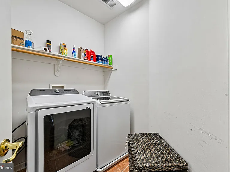 2375 Jawed Pl — Photo 21