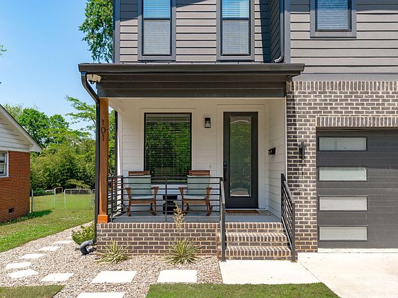2nd image of 2325 Sheffield Rd #101