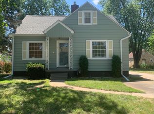 9 Southlawn Ct, Saginaw, MI 48602