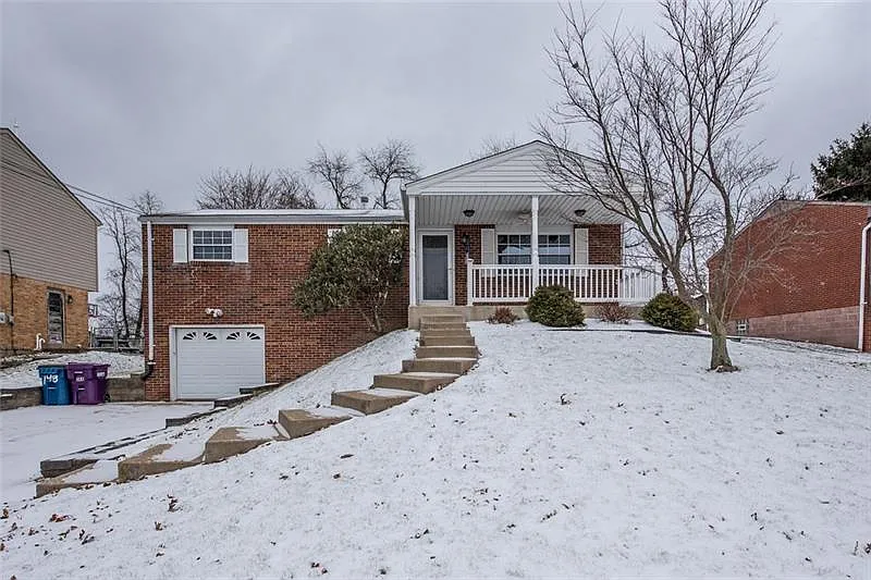 148 Alcan Dr photo 1