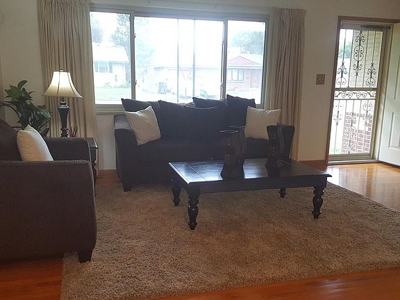 Cloudy Day when photos were taken, but still bright inside!