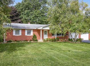 251 N Oak St, Hinckley, IL 60520