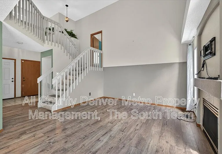 19721 E Stanford Dr — Photo 5