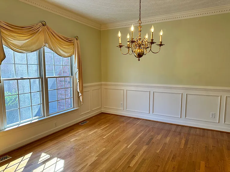 105 Cedar Rock — Photo 4