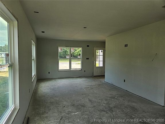 5th image of 3542 Camden Road Ext