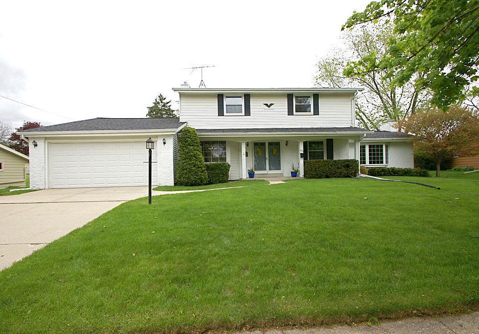 1st image of 915 Lynne Dr