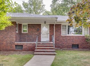 34 Marilyn St, North Haledon, NJ 07508