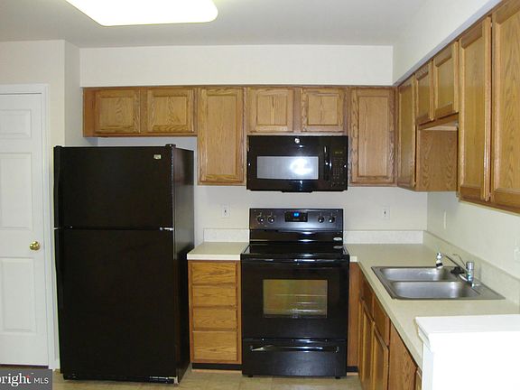 4th image of 4802 Turnberry Dr