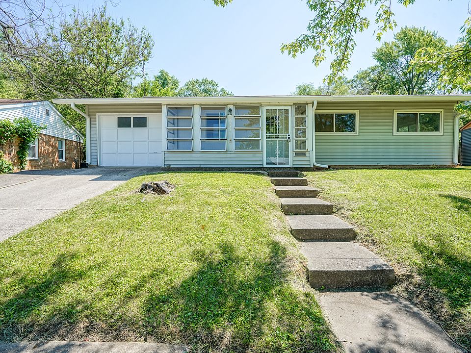 1st image of 4437 N Kenyon Ave