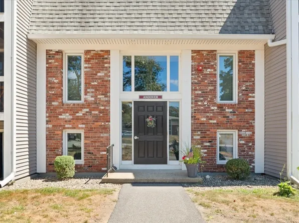 15 Foundry St APT A1, South Easton, MA 02375