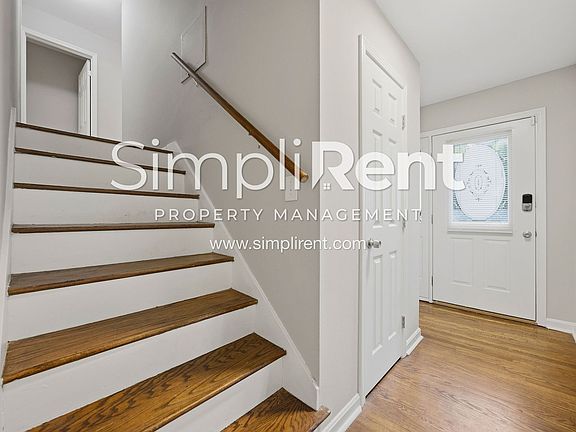4th image of 2447 Whites Mill Ln