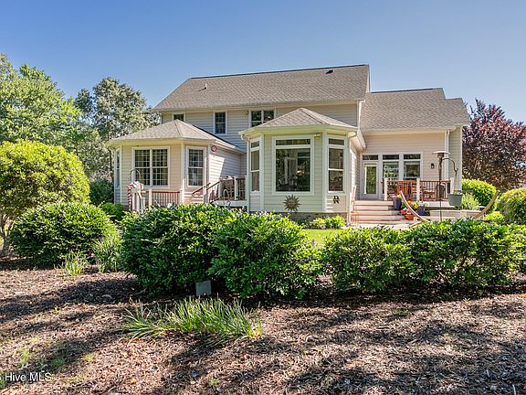 4th image of 176 Middleton Drive