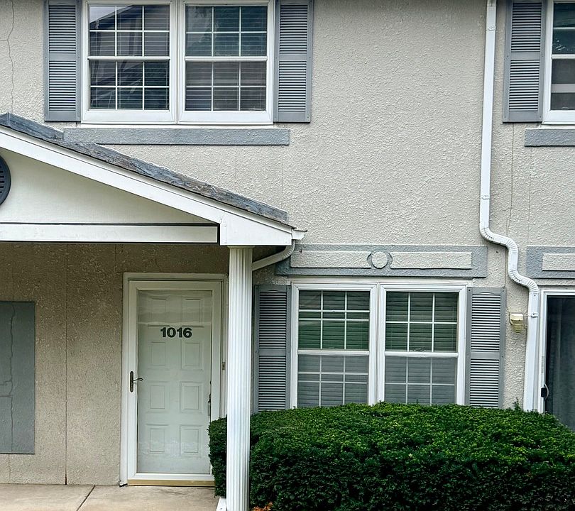 1st image of 1016 Greenwood Cir #D