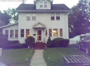 8 Lynn Ct, Rutherford, NJ 07070