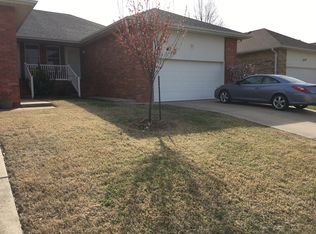 2742 S Hilton Ave APT B, Springfield, MO 65807