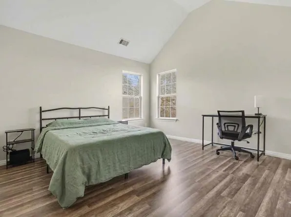 (undisclosed Address), Charlotte, NC 28208