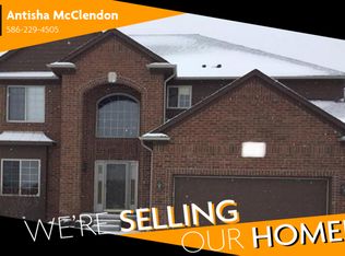 49191 Clinton Terrace Dr, Macomb, MI 48044