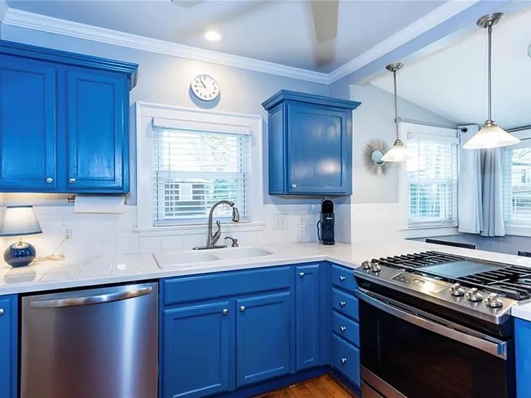 1426 Clermont Ave — Photo 20