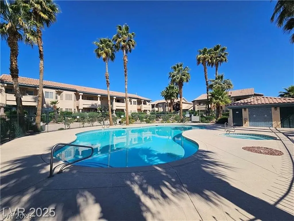2 bed, 2.0 bath, 959 sqft, $2,000 — Photo 4