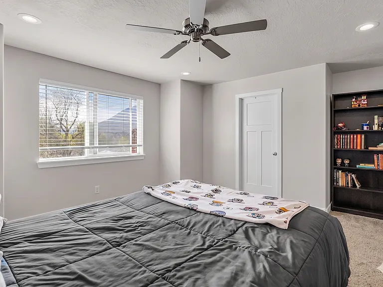 839 S 1760 E — Photo 10