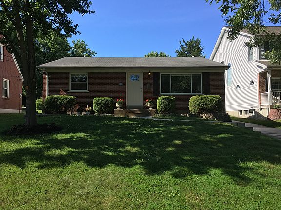 4th image of 935 Chelsea Ave
