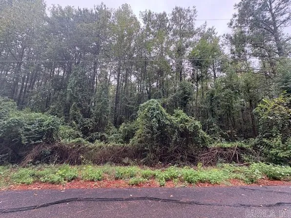 Moses St, Hope, AR 71801