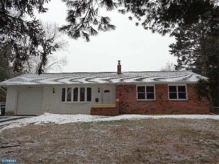 30 Chestnut Rd photo 1