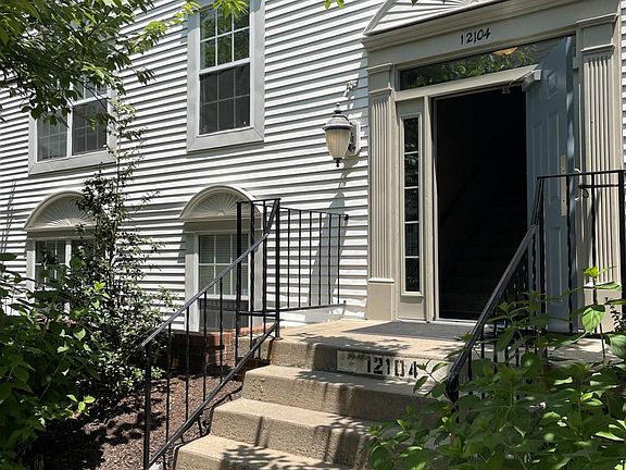 3rd image of 12104 Greenway Ct APT 101