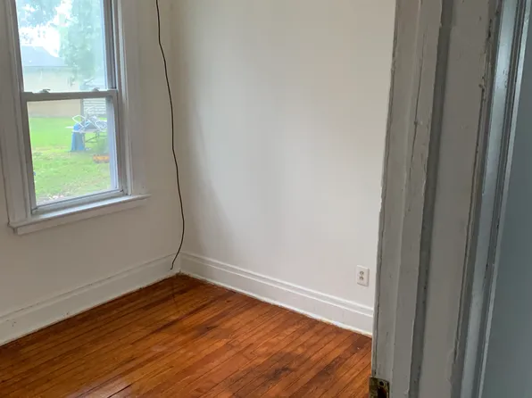 20 Franklin Ter APT 2, Irvington, NJ 07111